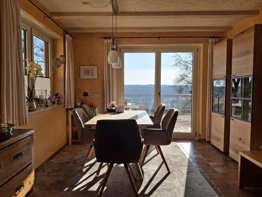 Predaj domu 228 m², pozemek 1.457 m², Schonungen, Bavorsko Predaj domu 228 m², pozemek 1.457 m², Schonungen, Bavorsko