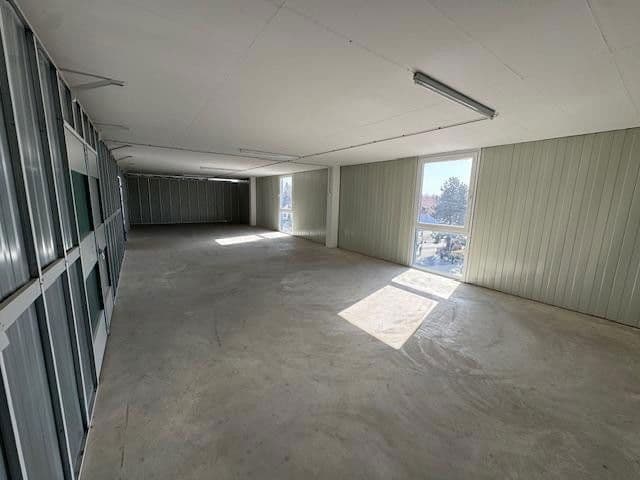 Prenájom nebytového priestoru 109 m², Kreillerstrasse 77, München, Bavorsko Prenájom nebytového priestoru 109 m², Kreillerstrasse 77, München, Bavorsko