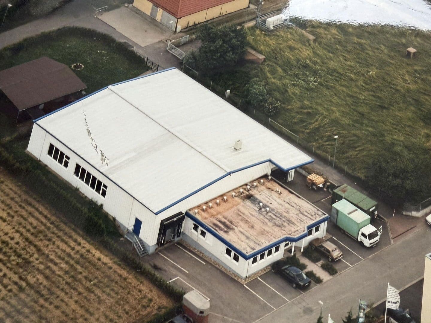 Prenájom nebytového priestoru 800 m², Neulingen, Bádensko-Wurttembersko Prenájom nebytového priestoru 800 m², Neulingen, Bádensko-Wurttembersko