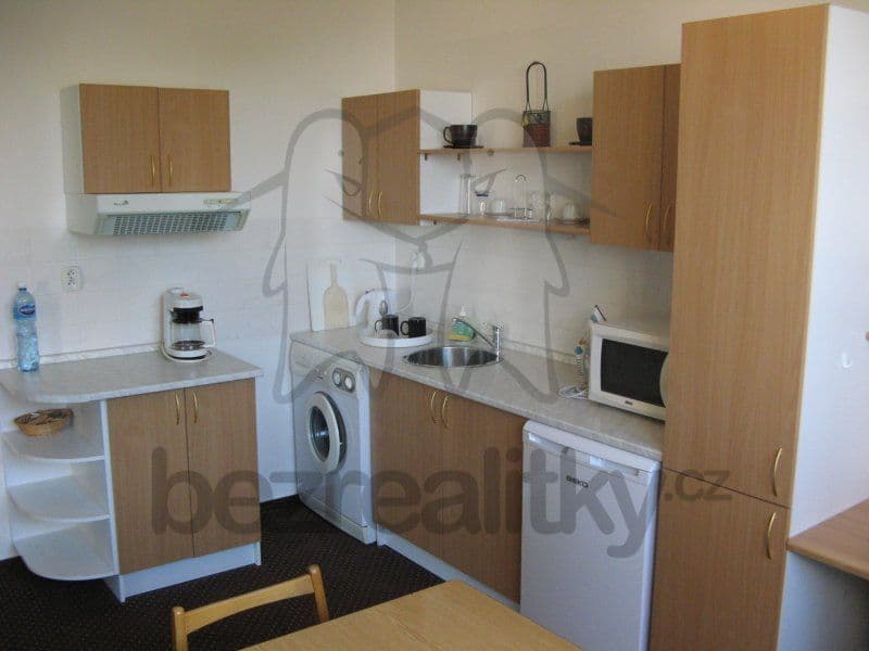 Prenájom bytu 1-izbový 48 m², Nad Krocínkou, Praha, Praha Prenájom bytu 1-izbový 48 m², Nad Krocínkou, Praha, Praha