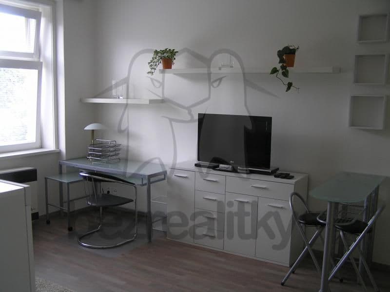 Prenájom bytu Garsoniéra 32 m², Ruská 90, Praha, Praha Prenájom bytu Garsoniéra 32 m², Ruská 90, Praha, Praha