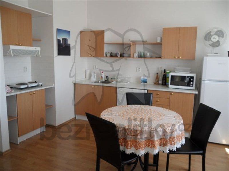 Prenájom bytu 1-izbový 42 m², Nad Krocínkou, Praha, Praha Prenájom bytu 1-izbový 42 m², Nad Krocínkou, Praha, Praha
