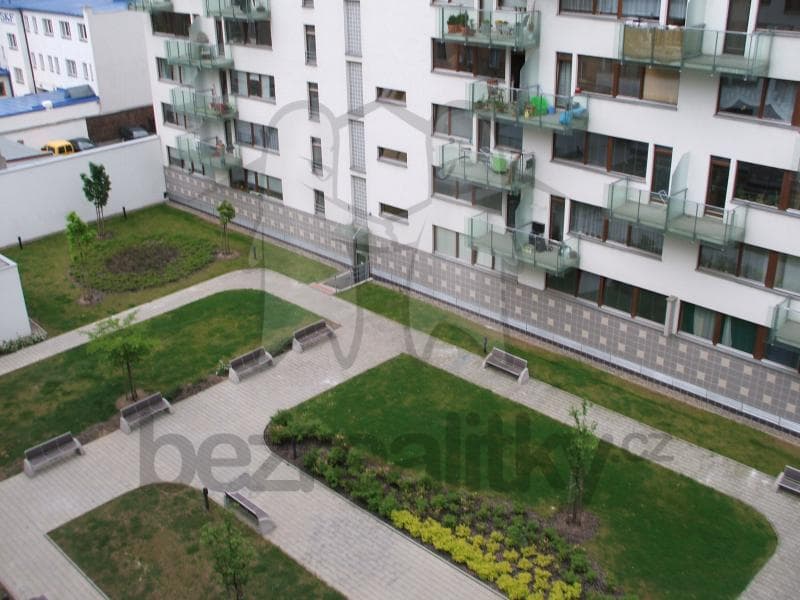 Prenájom bytu 1-izbový 37 m², Poupětova, Praha, Praha Prenájom bytu 1-izbový 37 m², Poupětova, Praha, Praha