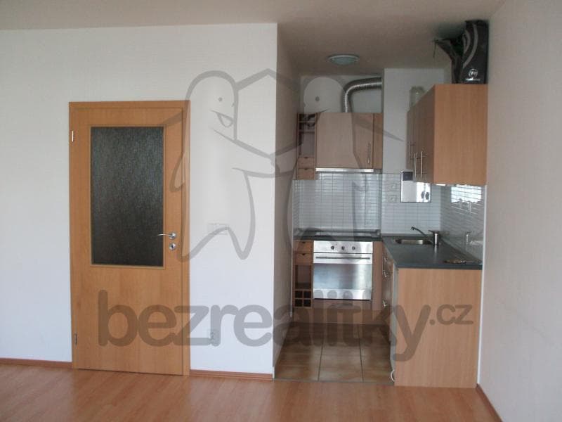 Prenájom bytu 1-izbový 37 m², Poupětova, Praha, Praha Prenájom bytu 1-izbový 37 m², Poupětova, Praha, Praha