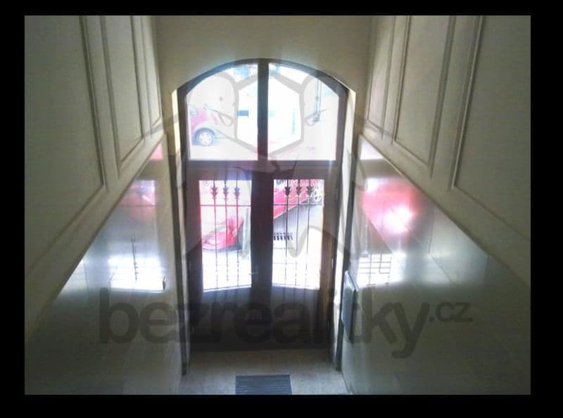 Prenájom bytu 3-izbový 68 m², Malířská, Praha, Praha Prenájom bytu 3-izbový 68 m², Malířská, Praha, Praha