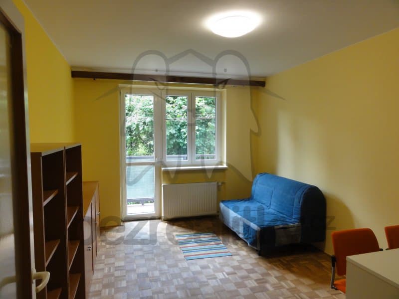 Prenájom bytu 1-izbový 24 m², Štefánikova, Zlín, Zlínský kraj Prenájom bytu 1-izbový 24 m², Štefánikova, Zlín, Zlínský kraj