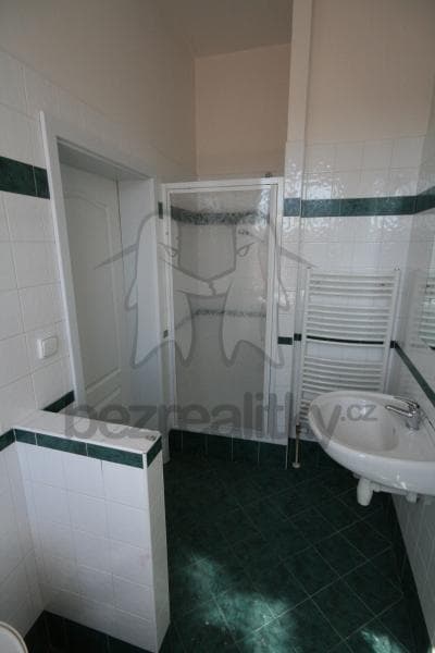 Prenájom bytu 1-izbový 37 m², Svatoanenská, Telč, Kraj Vysočina Prenájom bytu 1-izbový 37 m², Svatoanenská, Telč, Kraj Vysočina