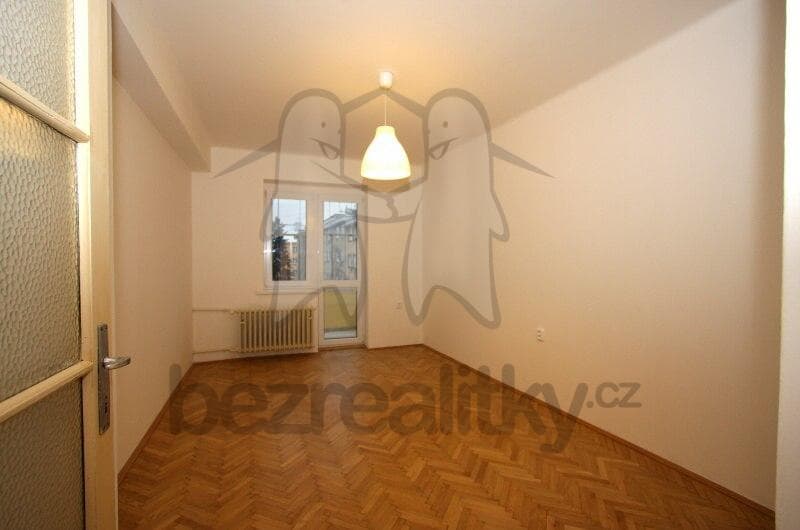 Prenájom bytu 2-izbový 52 m², Spolupráce, Praha, Praha Prenájom bytu 2-izbový 52 m², Spolupráce, Praha, Praha