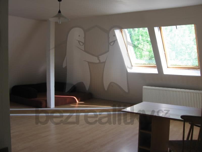 Prenájom bytu 1-izbový 30 m², Jarní, Brno, Jihomoravský kraj Prenájom bytu 1-izbový 30 m², Jarní, Brno, Jihomoravský kraj
