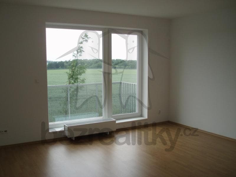 Prenájom bytu 1-izbový 45 m², Chýně, Středočeský kraj Prenájom bytu 1-izbový 45 m², Chýně, Středočeský kraj