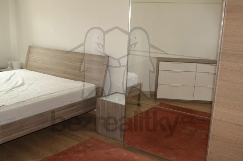 Prenájom bytu 2-izbový 67 m², Kafkova, Praha, Praha Prenájom bytu 2-izbový 67 m², Kafkova, Praha, Praha