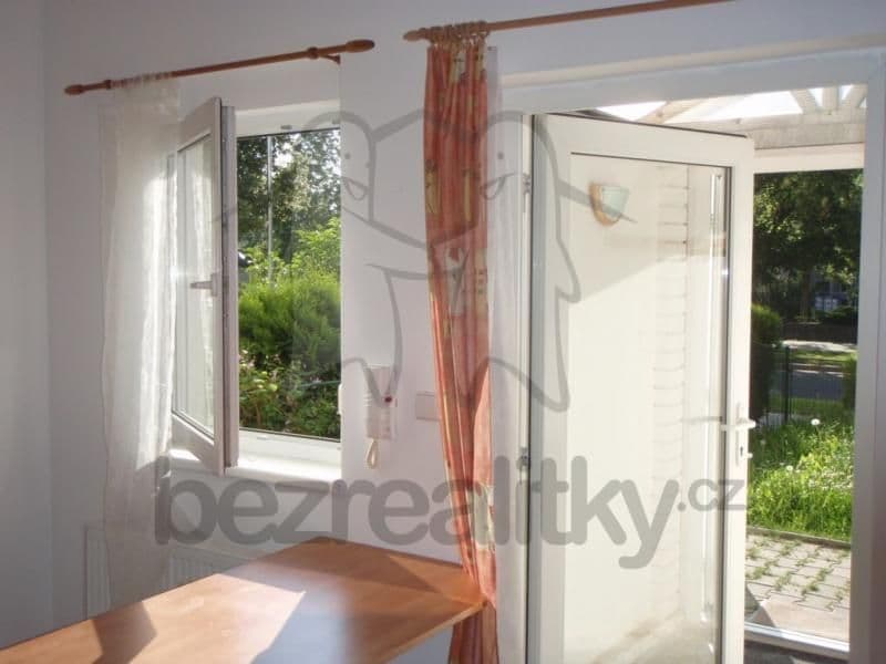 Prenájom bytu 1-izbový 30 m², Staniční, Plzeň, Plzeňský kraj Prenájom bytu 1-izbový 30 m², Staniční, Plzeň, Plzeňský kraj
