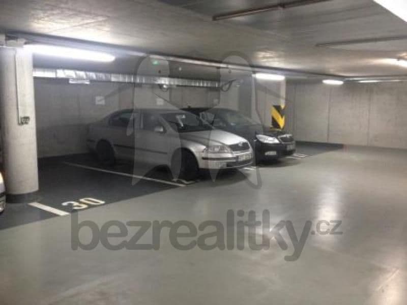 Prenájom garáže 25 m², Želetavská, Praha, Praha Prenájom garáže 25 m², Želetavská, Praha, Praha