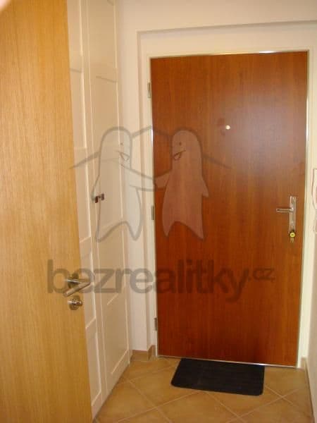 Prenájom bytu 1-izbový 30 m², Sazovicka, Praha, Praha Prenájom bytu 1-izbový 30 m², Sazovicka, Praha, Praha