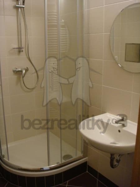 Prenájom bytu 1-izbový 30 m², Sazovicka, Praha, Praha Prenájom bytu 1-izbový 30 m², Sazovicka, Praha, Praha