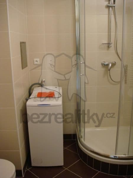 Prenájom bytu 1-izbový 30 m², Sazovicka, Praha, Praha Prenájom bytu 1-izbový 30 m², Sazovicka, Praha, Praha