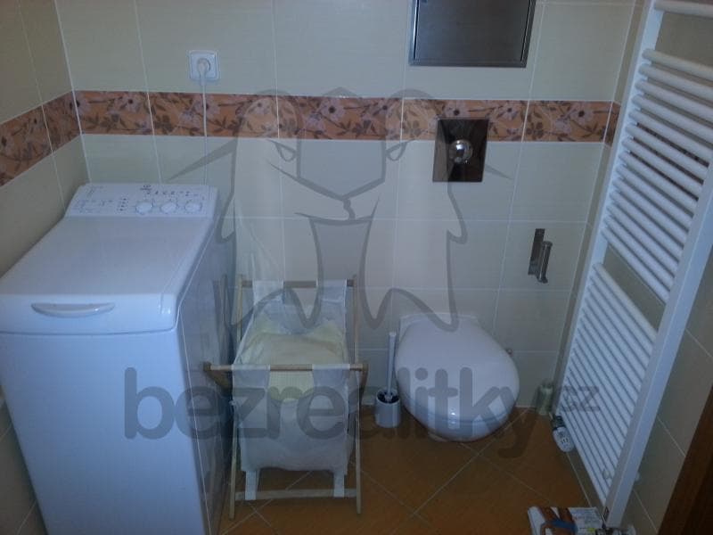 Prenájom bytu 2-izbový 50 m², Sazovická, Praha, Praha Prenájom bytu 2-izbový 50 m², Sazovická, Praha, Praha