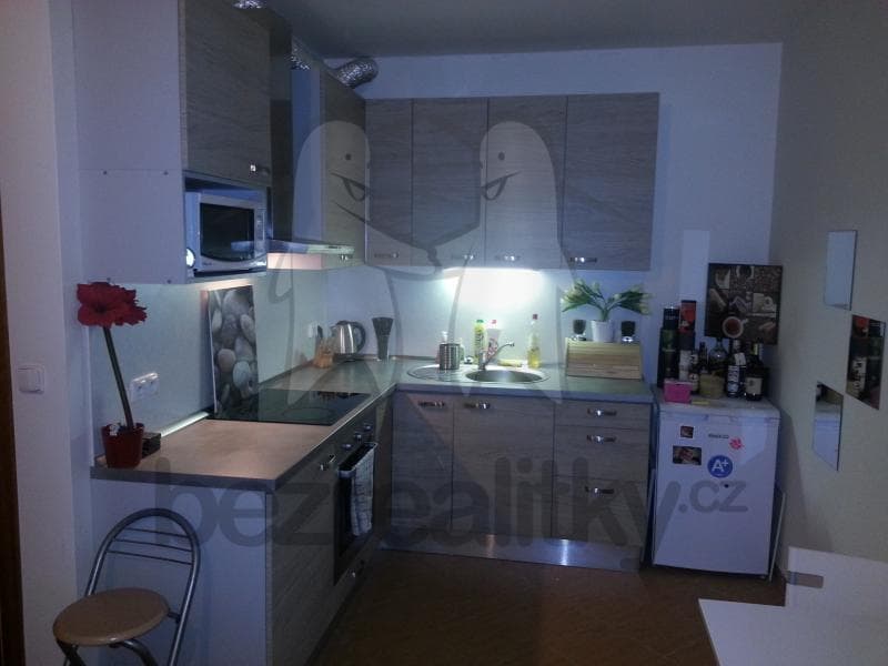 Prenájom bytu 2-izbový 50 m², Sazovická, Praha, Praha Prenájom bytu 2-izbový 50 m², Sazovická, Praha, Praha