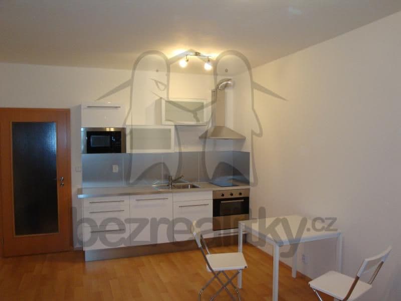 Prenájom bytu 1-izbový 30 m², Prušánecká, Praha, Praha Prenájom bytu 1-izbový 30 m², Prušánecká, Praha, Praha