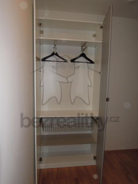 Prenájom bytu 2-izbový 63 m², Teplická, Praha, Praha Prenájom bytu 2-izbový 63 m², Teplická, Praha, Praha