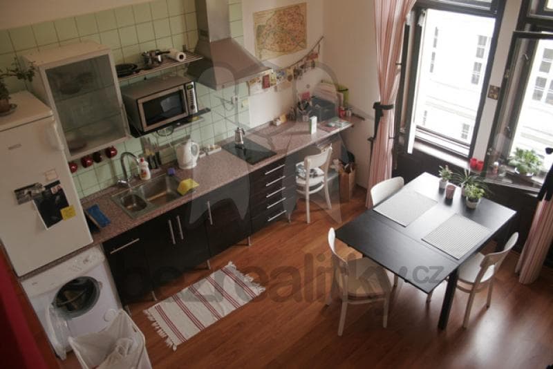 Prenájom bytu Garsoniéra 24 m², Pernerova, Praha, Praha Prenájom bytu Garsoniéra 24 m², Pernerova, Praha, Praha
