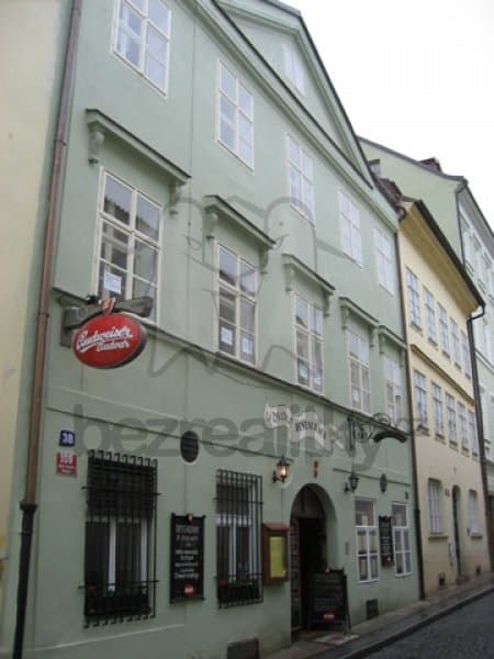 Prenájom bytu Garsoniéra 19 m², U lužického semináře, Praha, Praha