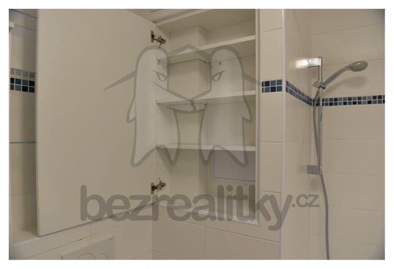 Prenájom bytu 1-izbový 33 m², Písečná, Praha, Praha Prenájom bytu 1-izbový 33 m², Písečná, Praha, Praha