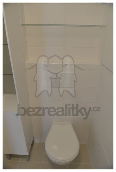 Prenájom bytu 1-izbový 33 m², Písečná, Praha, Praha Prenájom bytu 1-izbový 33 m², Písečná, Praha, Praha