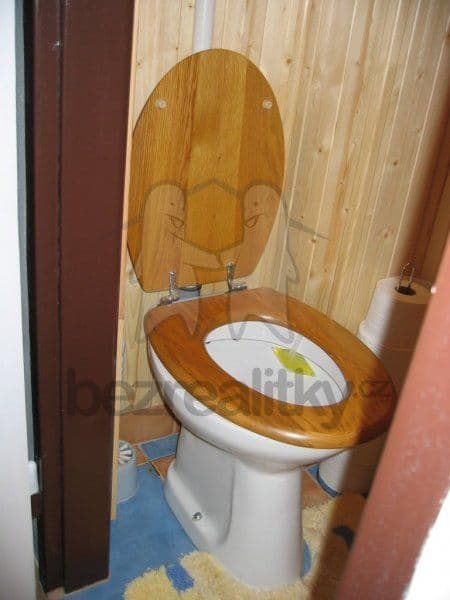 Prenájom bytu 2-izbový 55 m², Šaldova, Praha, Praha Prenájom bytu 2-izbový 55 m², Šaldova, Praha, Praha