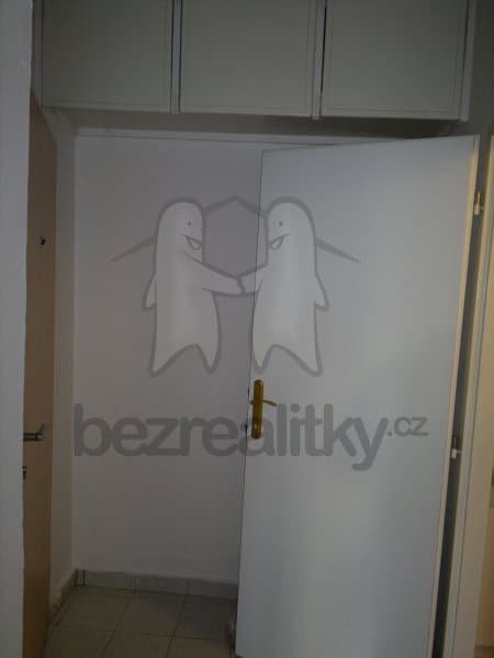 Prenájom bytu 1-izbový 40 m², Minská, Praha, Praha Prenájom bytu 1-izbový 40 m², Minská, Praha, Praha