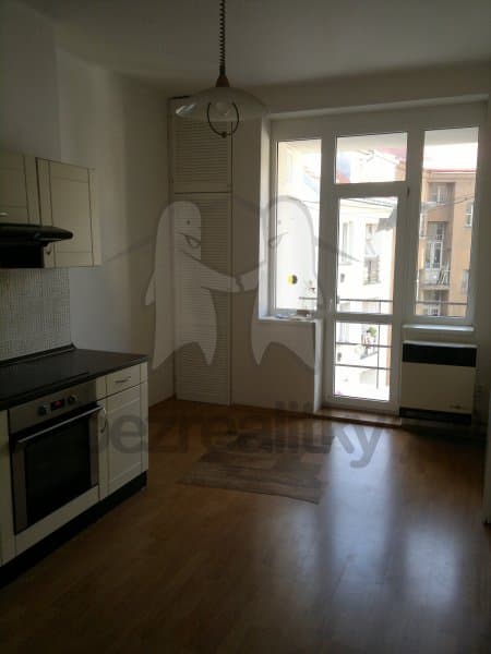Prenájom bytu 1-izbový 40 m², Minská, Praha, Praha Prenájom bytu 1-izbový 40 m², Minská, Praha, Praha