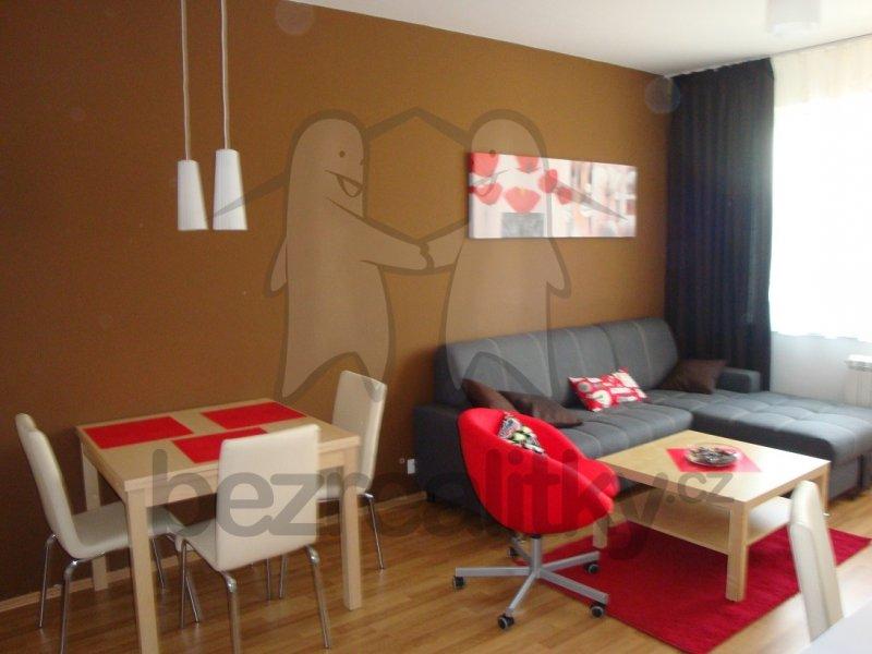 Prenájom bytu 2-izbový 55 m², Podlesí II, Zlín, Zlínský kraj