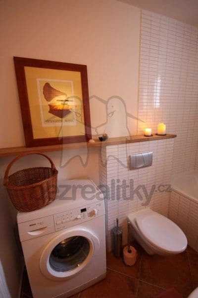 Prenájom bytu 1-izbový 40 m², Kladenská, Praha, Praha Prenájom bytu 1-izbový 40 m², Kladenská, Praha, Praha
