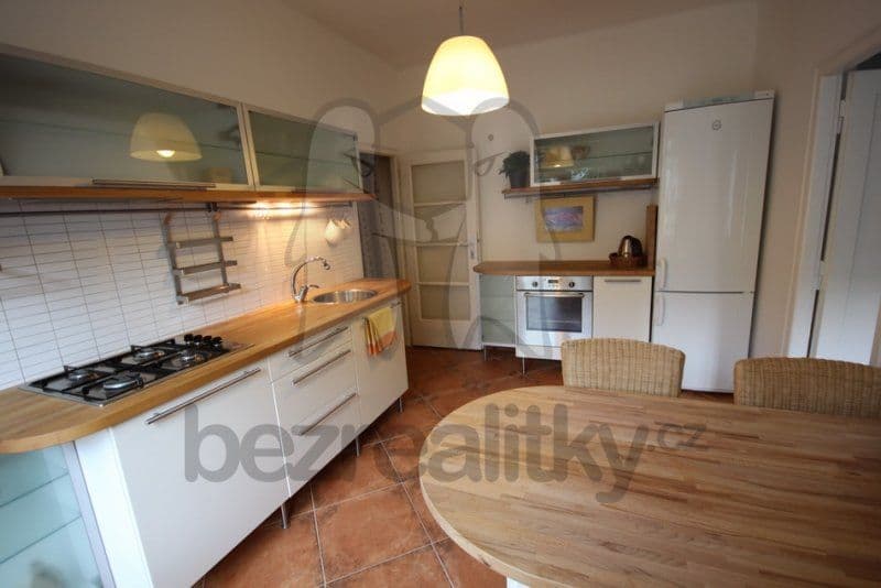 Prenájom bytu 1-izbový 40 m², Kladenská, Praha, Praha Prenájom bytu 1-izbový 40 m², Kladenská, Praha, Praha