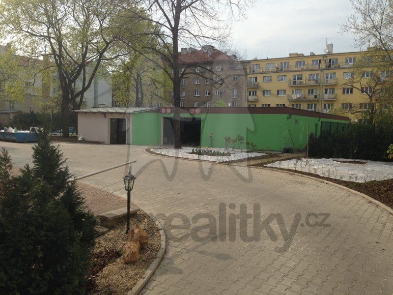 Prenájom garáže 15 m², Drahobejlova, Praha, Praha Prenájom garáže 15 m², Drahobejlova, Praha, Praha