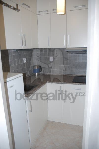 Prenájom bytu 1-izbový 29 m², Na Dionysce, Praha, Praha Prenájom bytu 1-izbový 29 m², Na Dionysce, Praha, Praha
