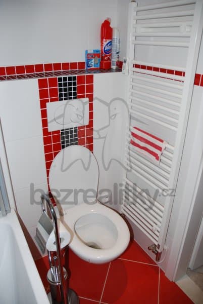 Prenájom bytu 1-izbový 29 m², Na Dionysce, Praha, Praha Prenájom bytu 1-izbový 29 m², Na Dionysce, Praha, Praha