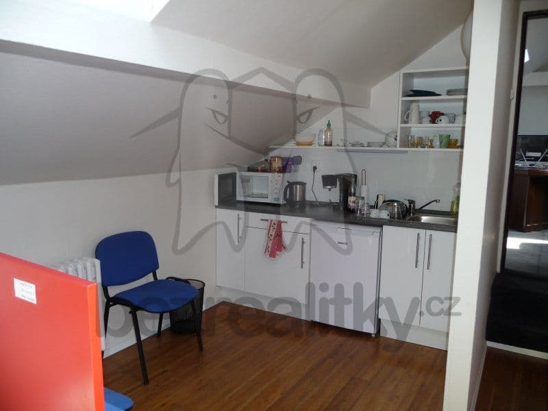 Prenájom kancelárie 124 m², Čerčanská, Praha, Praha Prenájom kancelárie 124 m², Čerčanská, Praha, Praha