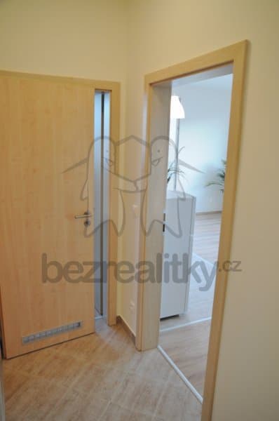 Prenájom bytu 2-izbový 44 m², Sicherova, Praha, Praha Prenájom bytu 2-izbový 44 m², Sicherova, Praha, Praha