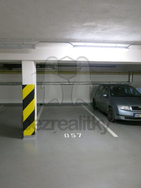 Prenájom garáže 14 m², Václava Trojana, Praha, Praha Prenájom garáže 14 m², Václava Trojana, Praha, Praha