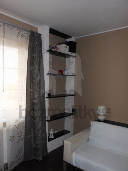 Prenájom bytu 2-izbový 56 m², 24015, Holubice, Středočeský kraj Prenájom bytu 2-izbový 56 m², 24015, Holubice, Středočeský kraj