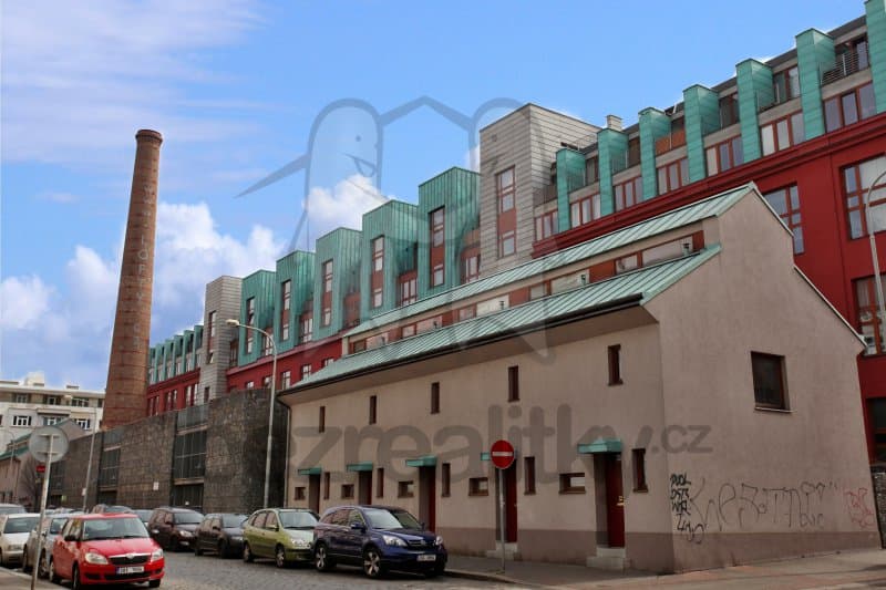 Prenájom garáže 15 m², Novákových, Praha, Praha Prenájom garáže 15 m², Novákových, Praha, Praha