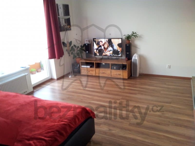 Prenájom bytu 1-izbový 32 m², Hornoměcholupská, Praha, Praha Prenájom bytu 1-izbový 32 m², Hornoměcholupská, Praha, Praha