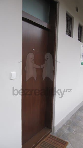 Prenájom bytu 2-izbový 42 m², Humpolecká, Praha, Praha Prenájom bytu 2-izbový 42 m², Humpolecká, Praha, Praha