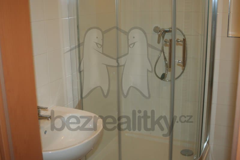 Prenájom bytu 1-izbový 28 m², Modenská, Praha, Praha Prenájom bytu 1-izbový 28 m², Modenská, Praha, Praha