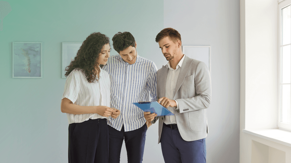 Prehliadka bytu s maklérom vs. s majiteľom: rozdiely sú zásadné