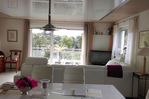 Predaj domu 206 m², pozemek 650 m², Leonberg Predaj domu 206 m², pozemek 650 m², Leonberg