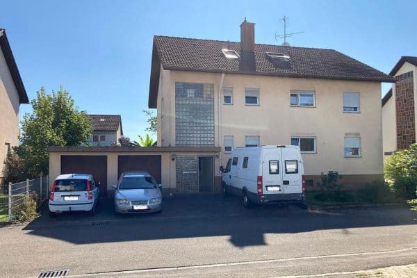 Predaj domu 265 m², pozemek 650 m², Zähringerstraße 6, Teningen Predaj domu 265 m², pozemek 650 m², Zähringerstraße 6, Teningen
