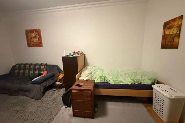 Prenájom bytu 3-izbový 70 m², Sobotecká, Praha Prenájom bytu 3-izbový 70 m², Sobotecká, Praha