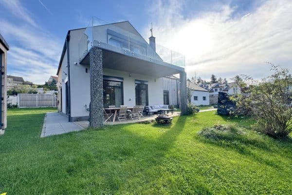 Predaj domu 411 m², pozemek 948 m², Na Obci, Hostouň Predaj domu 411 m², pozemek 948 m², Na Obci, Hostouň